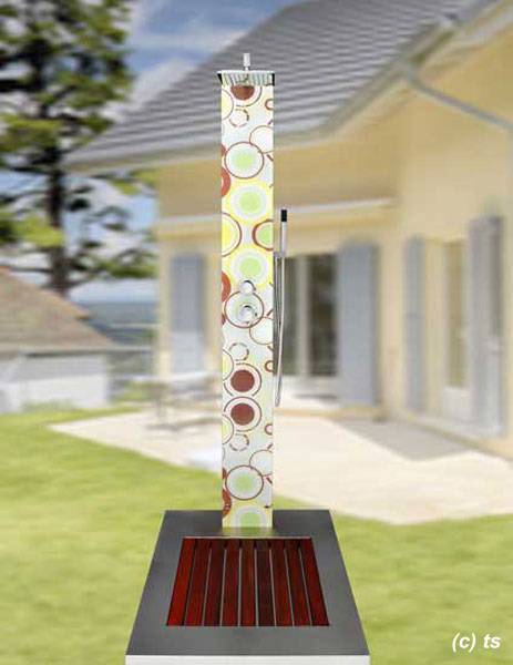 Ansicht der Gartendusche Jamaica mit dem interessanten Design Ansicht der Gartendusche Jamaica mit dem interessanten Design